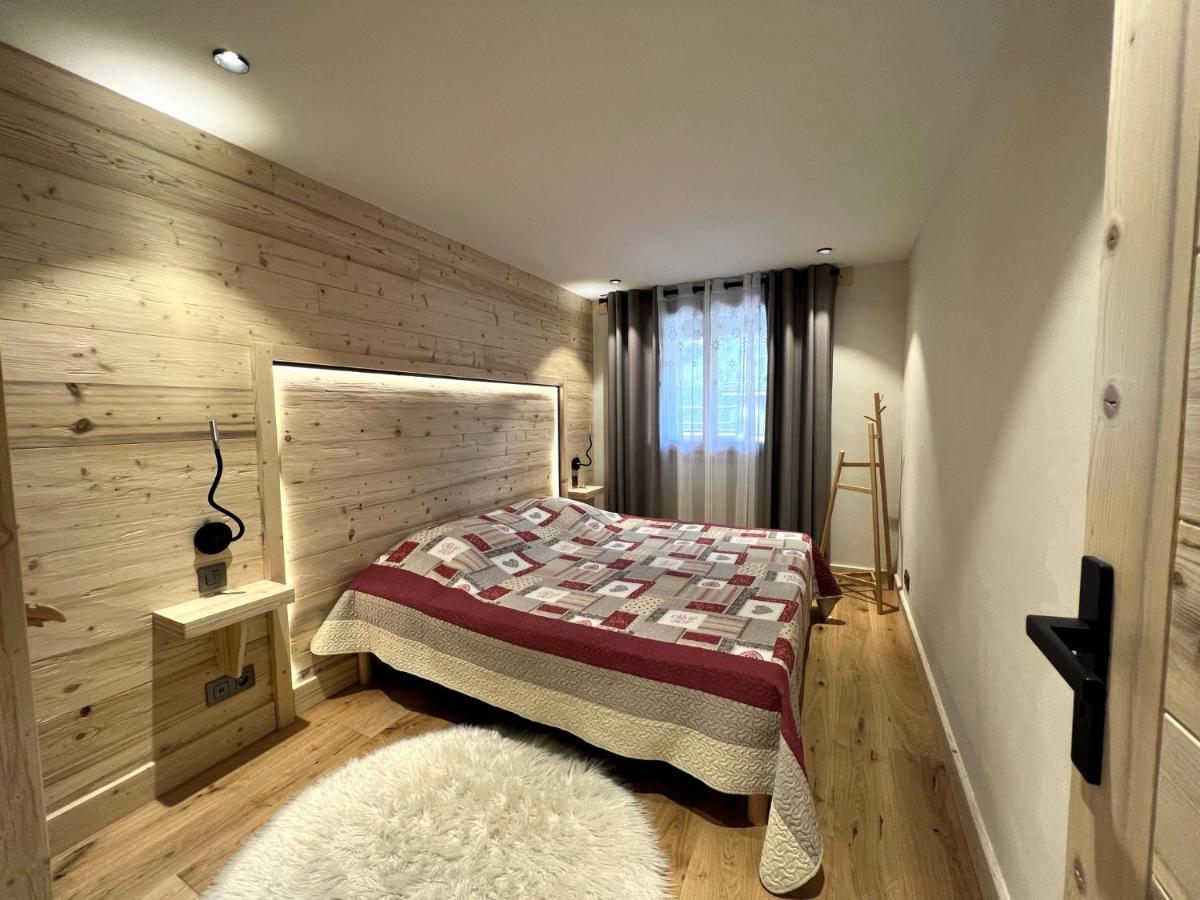 Ours Polaire Bel Appartement Village Et Pistes La Clusaz Exterior photo