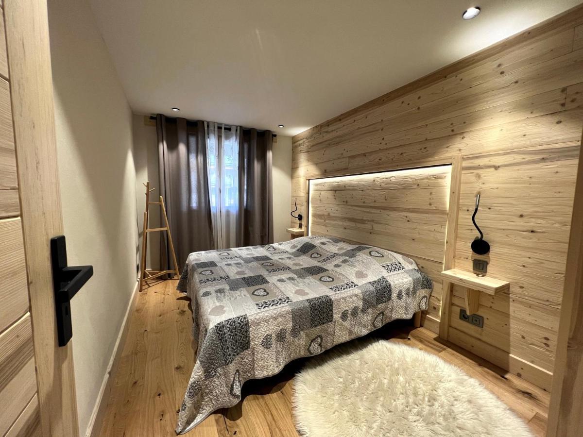 Ours Polaire Bel Appartement Village Et Pistes La Clusaz Exterior photo